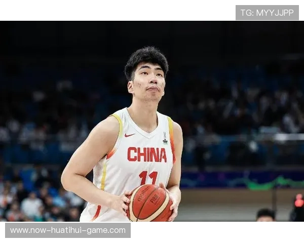 余嘉豪播客节目更新：和刘家成成总聊了聊郭艾伦的三方大交易，余嘉豪回国